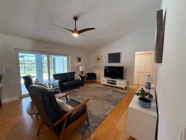 Building Photo - 847 Foresteria Ave