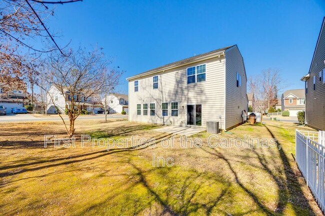 Building Photo - 3000 Sewee Ln