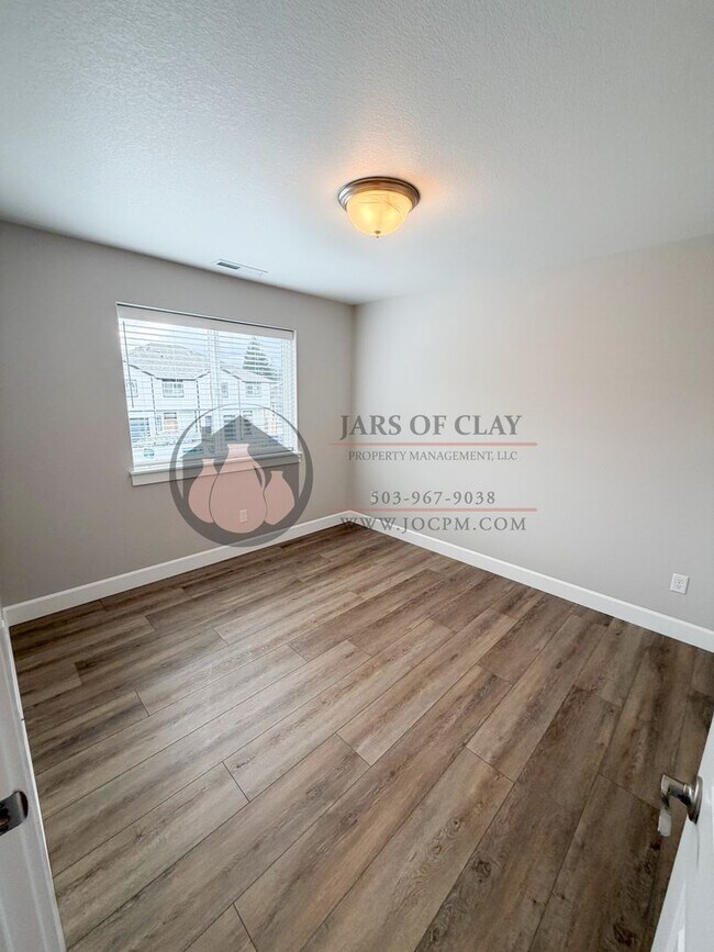 Building Photo - 1333/1335 Oppek St NE #2023-LL765