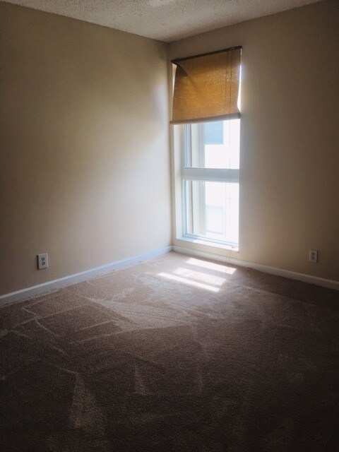 Guest Bedroom - 2420 Diana Dr