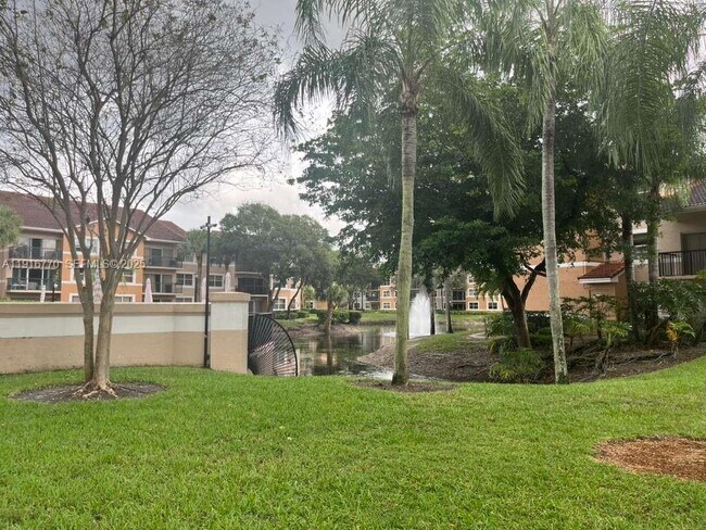 Building Photo - 8801 Wiles Rd