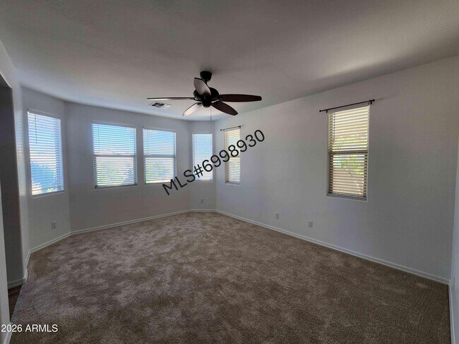 Building Photo - 7239 N 89th Dr