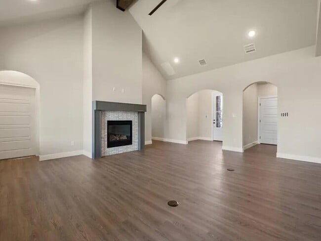 Building Photo - 5601 119th St