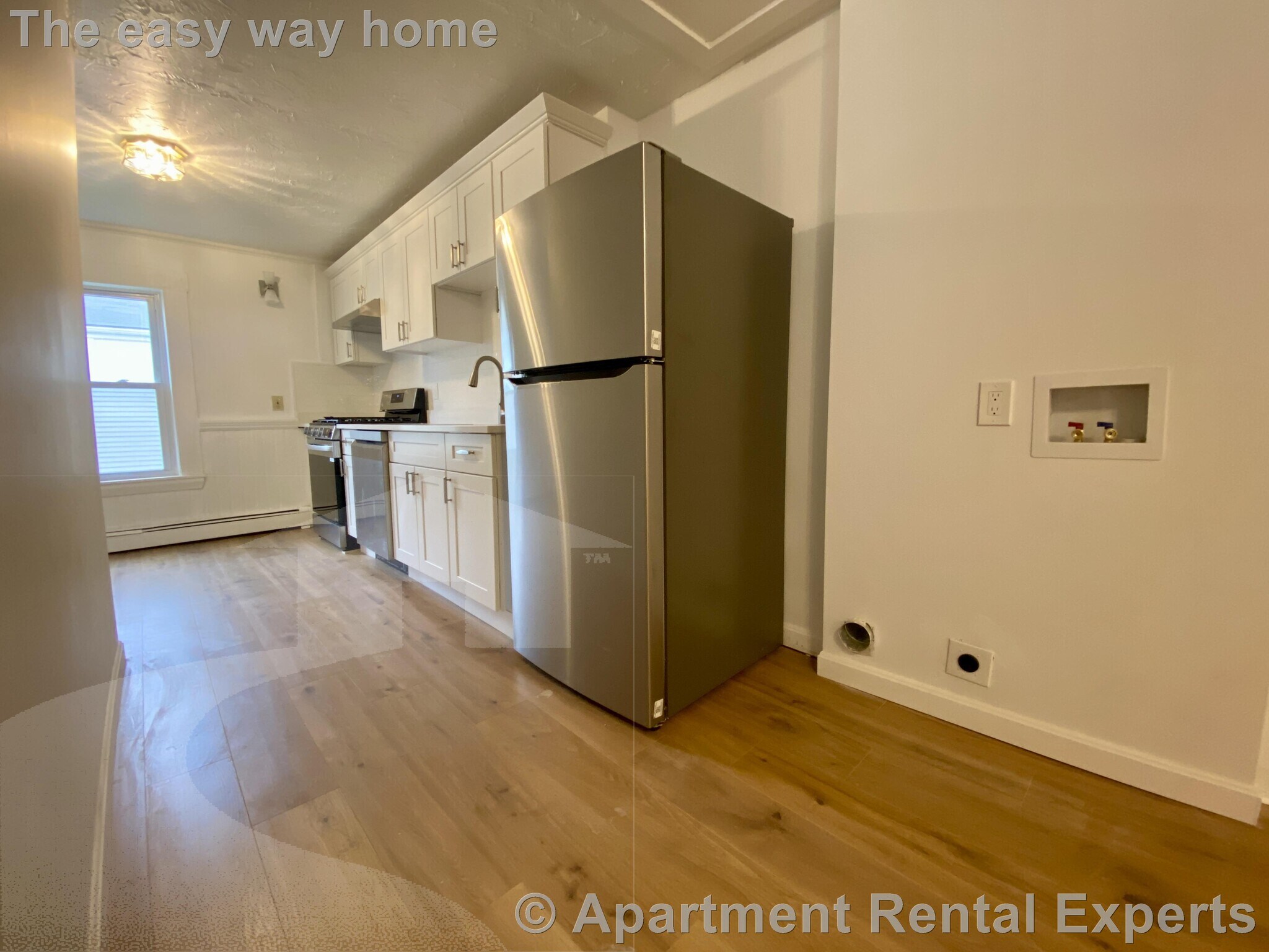 Building Photo - 66 Elm St