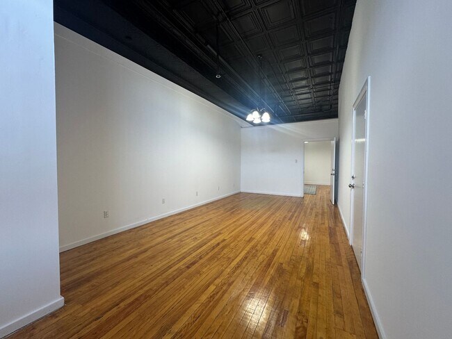 Building Photo - 171 Genesee St