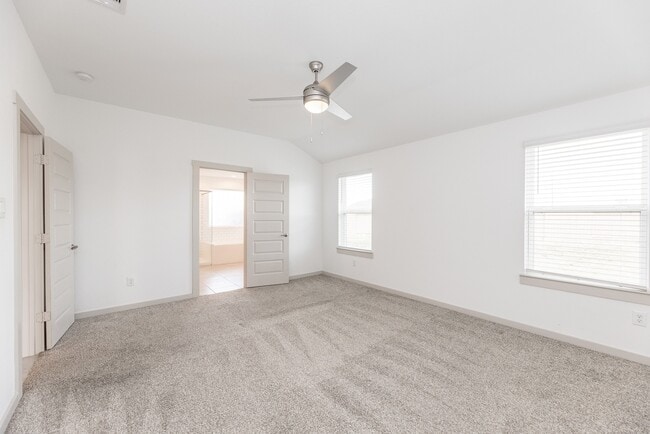 Building Photo - 28902 Yukon River Ct