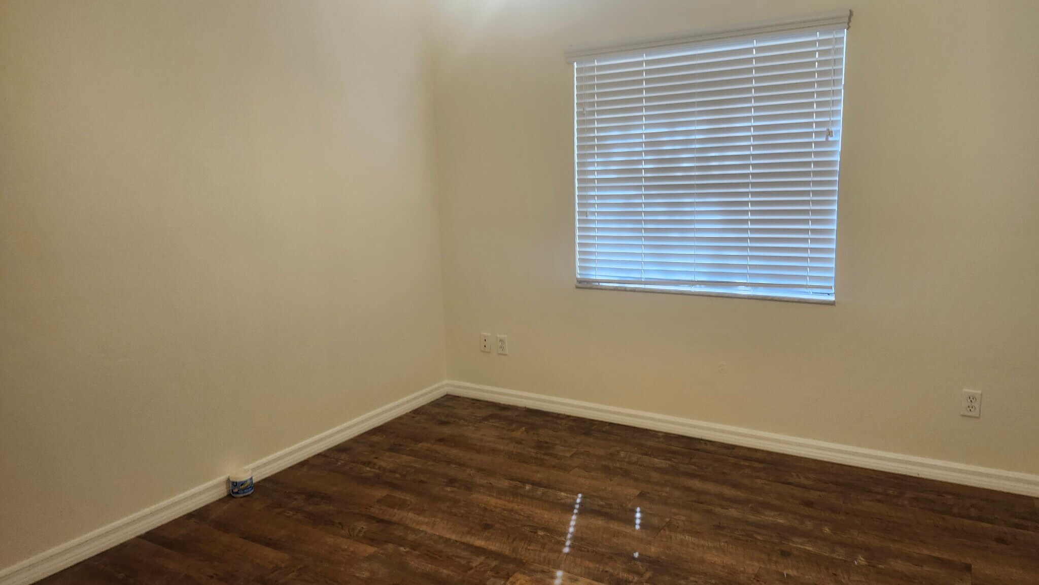 Building Photo - 7413 Mead Dr