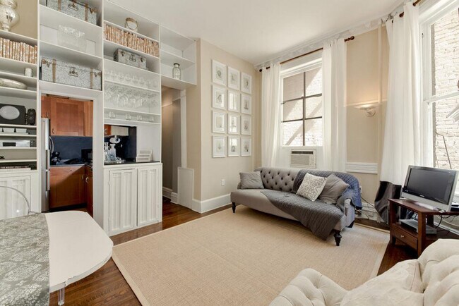 Building Photo - 1821 19th St NW