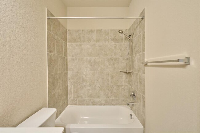 Building Photo - 103 Sunrise Haven Dr