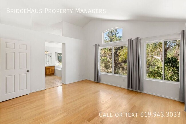 Building Photo - 958 Mendocino Dr
