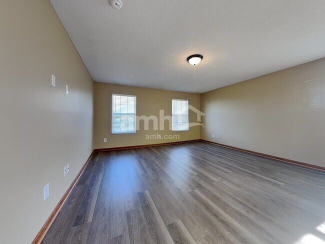 Building Photo - 3075 Foxhound Dr