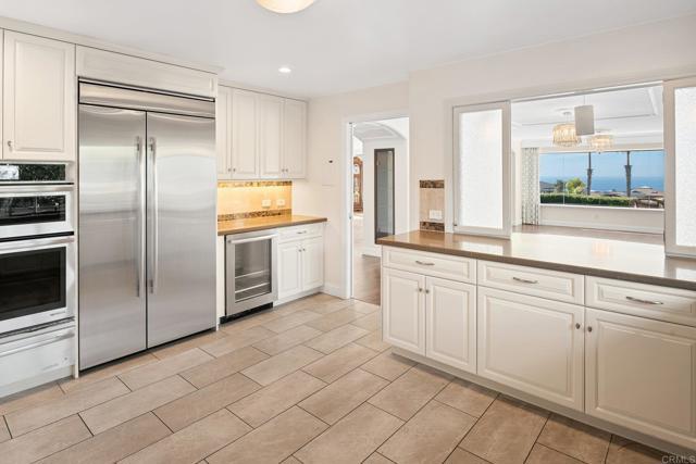 Building Photo - 6404 Avenida Wilfredo