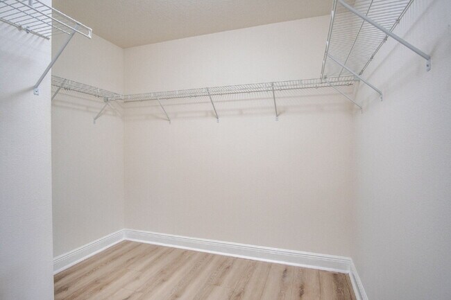 Building Photo - 3-Bedroom Home with Open Floor Plan, and Oversized Primary Suite - Available 1/30