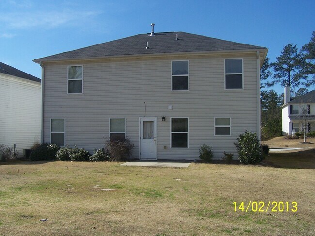 Building Photo - EXECUTIVE HOME ON GOLF COURSE IN GREAT VILLA RICA LOCATION!