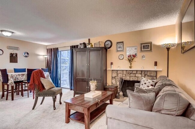 Building Photo - 14076 E Stanford Cir