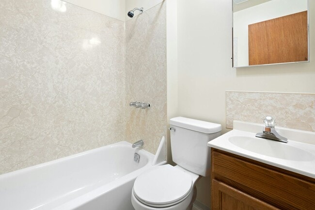 Building Photo - 3bd/2ba Seattle Home