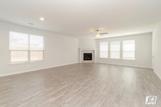 Building Photo - 1714 Pavilion Pkwy