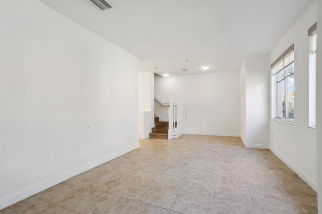 Building Photo - 3655 NW 5th Terrace