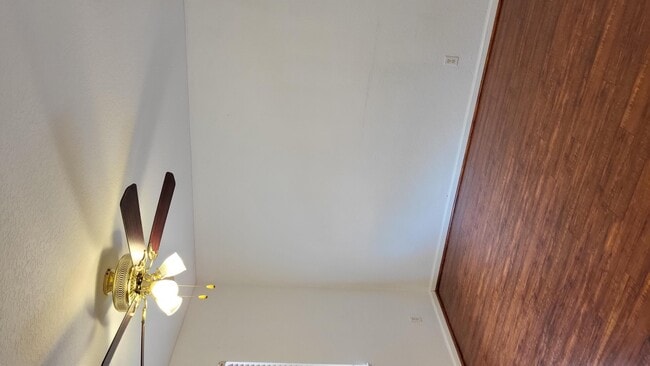 Building Photo - 4088 Lake Tahoe Cir