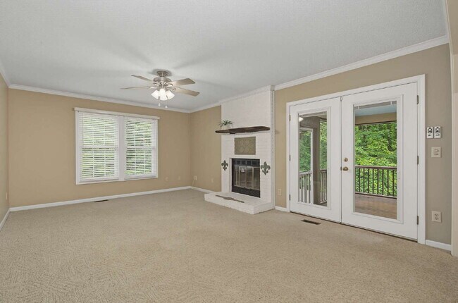 Building Photo - Spacious 4-Bed Oasis with Basement in Cary