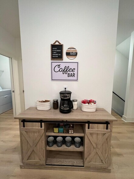 Building Photo - 112 Fitzgerald Dr