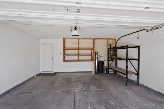 Building Photo - Single Story 3 Bedroom West Las Vegas Home