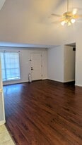 Building Photo - 9282 Prairie Dr