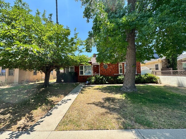 Primary Photo - Beautiful Sherman Oaks Home!