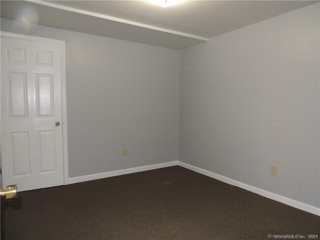 Building Photo - 57 Talcott Ave