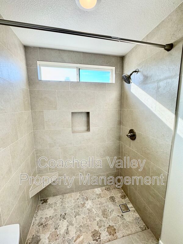 Building Photo - 48201 Cll Del Sol