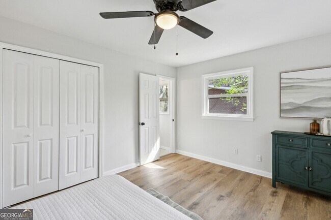 Building Photo - 2519 Miriam Ln