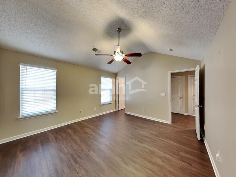 Building Photo - 6204 Patric Alan Ct