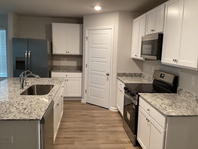 Building Photo - 4057 Brownstone Wy