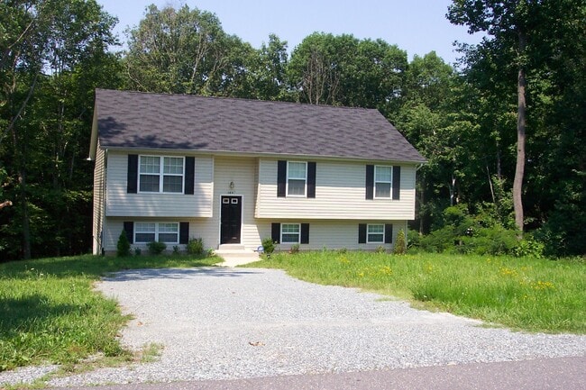 Building Photo - 8435 Chesley Dr