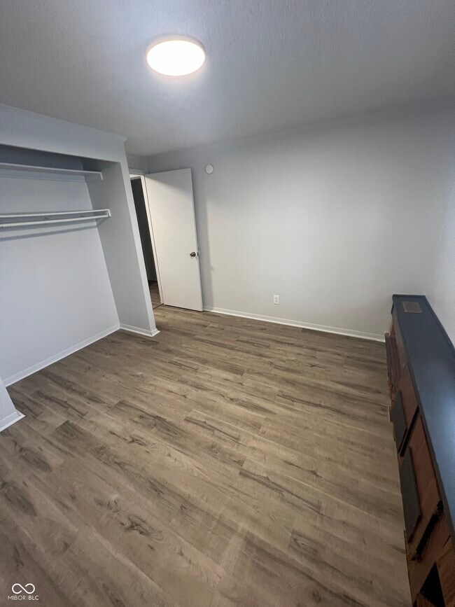 Building Photo - 2000 Indianapolis Rd