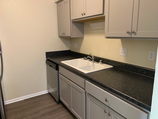 Building Photo - 4350 N 94th St