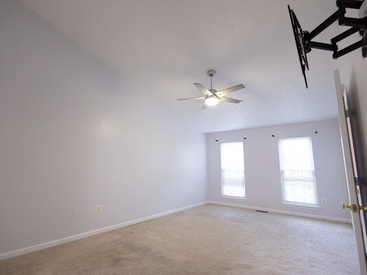 Building Photo - 4011 Eastview Ct