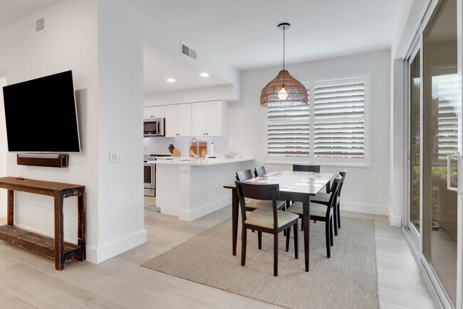 Building Photo - 26974 Montego Pointe Ct
