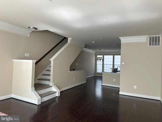 Building Photo - 11904 Weybridge Lane