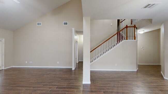 Building Photo - $2,095 FOR A GORGEOUS HOME BY FORT HOOD!