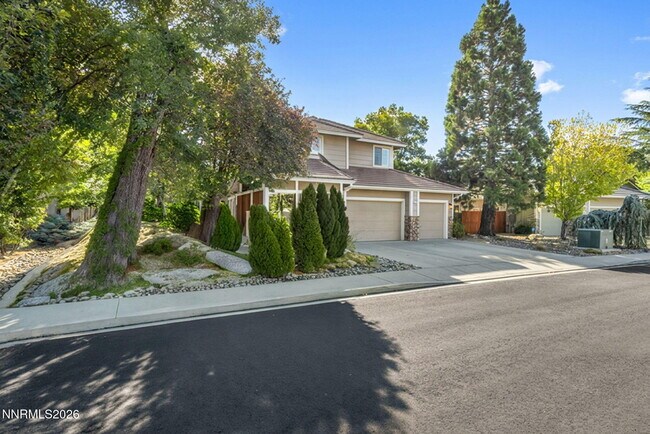 Building Photo - 6490 Brookview Cir