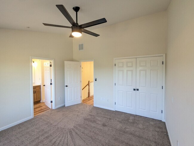 Building Photo - 7122 Collinsworth Pl