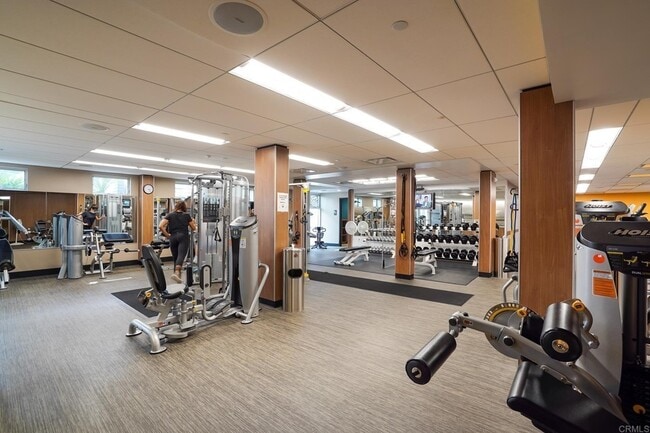 Lots of room in the gym - 1710 Avenida Del Mundo