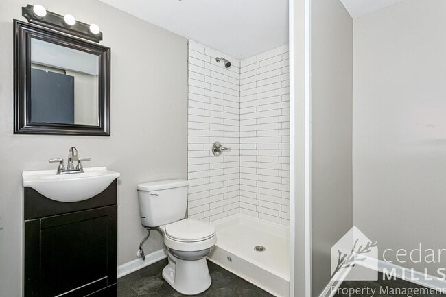 Building Photo - 4 Bedroom w/ a Basement!