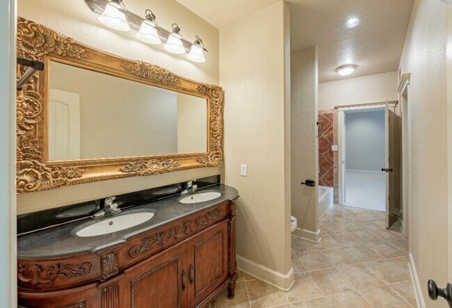 Building Photo - 11955 Silver Leaf Ct