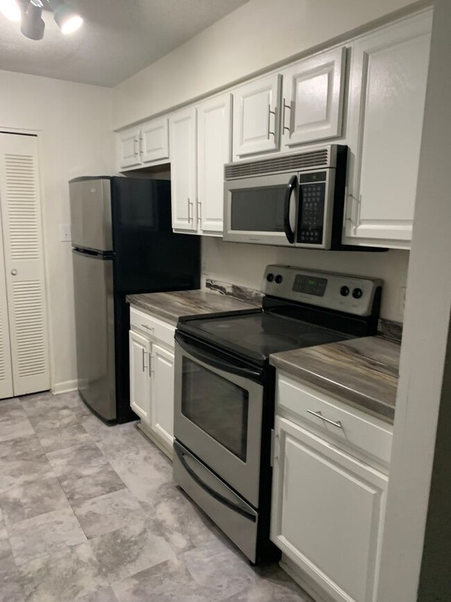 Primary Photo - MAY 2025 RENT FREE--LOCATED NEAR CRABTREE-...