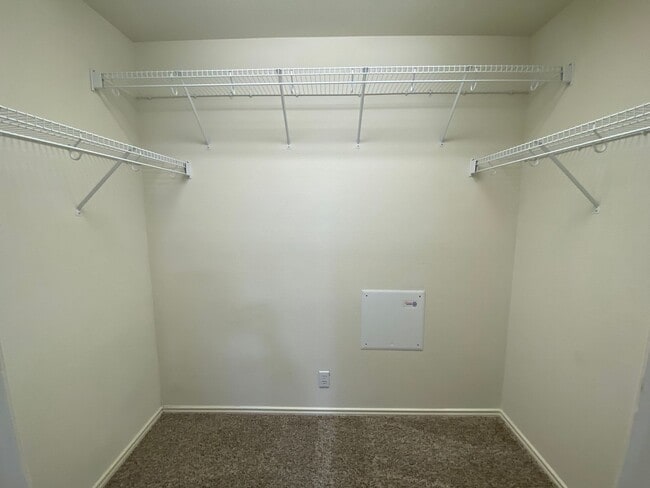 Building Photo - FALL INTO A NEW HOME WITH OUR MOVE-IN SPECIALS!