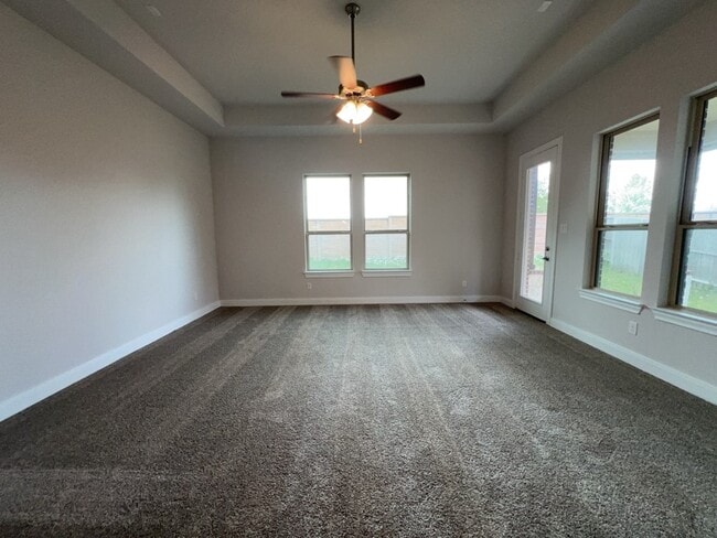 Building Photo - 5714 Caracara St