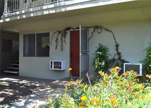 Building Photo - 504 S Euclid Ave