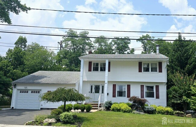 Building Photo - 14 Mayling Ct